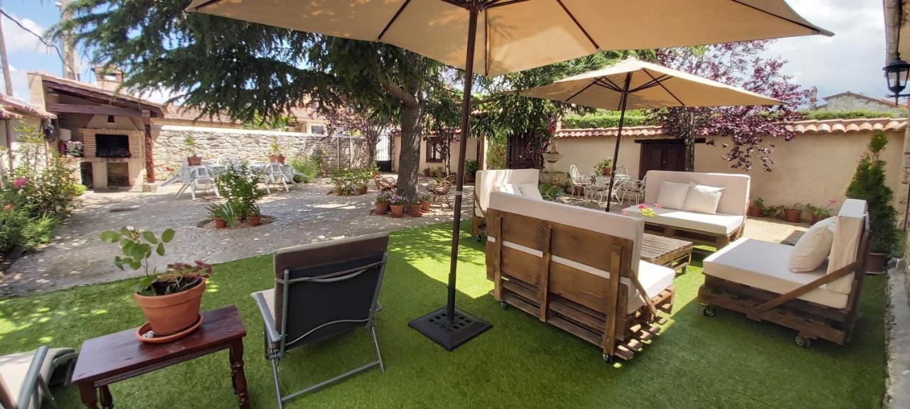 Casa Rural Pedraza Екстер'єр фото