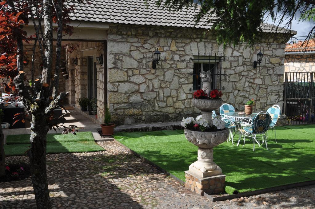 Casa Rural Pedraza Екстер'єр фото