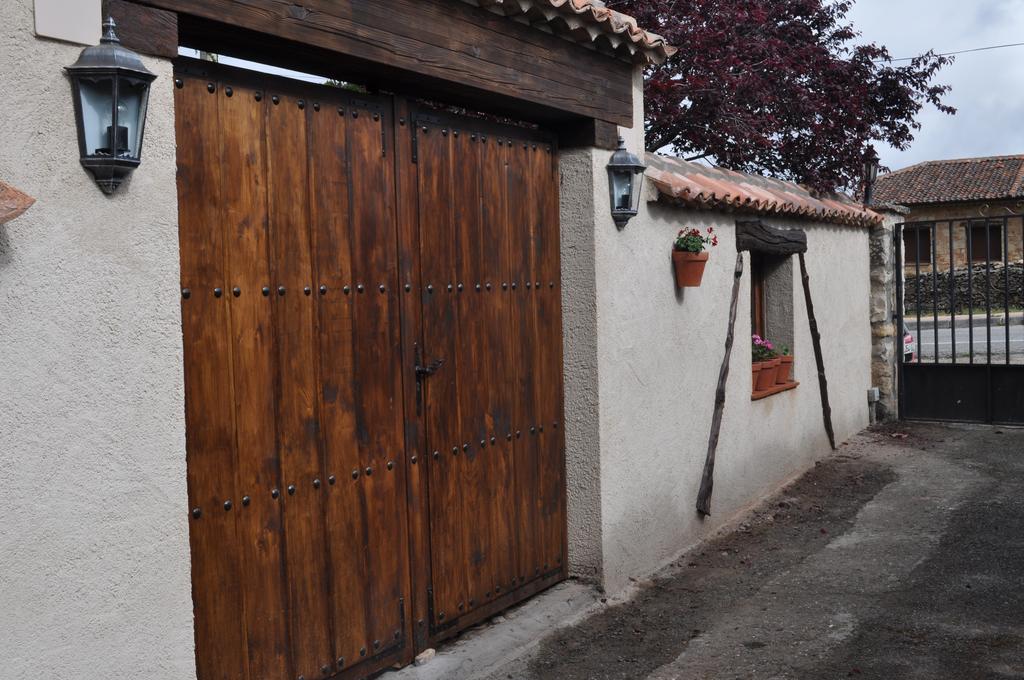 Casa Rural Pedraza Екстер'єр фото