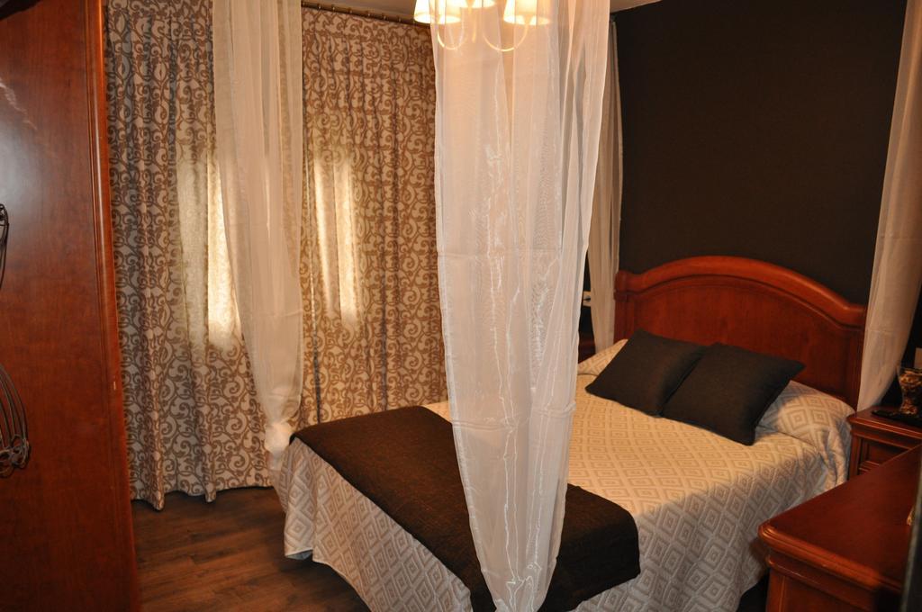 Casa Rural Pedraza Екстер'єр фото