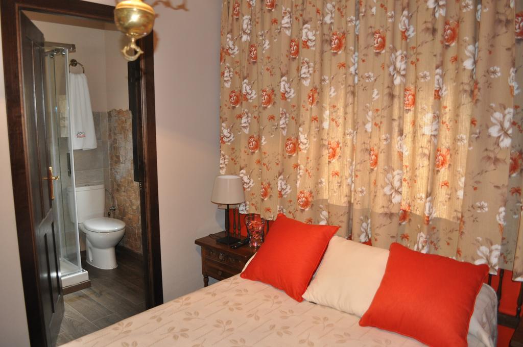 Casa Rural Pedraza Екстер'єр фото