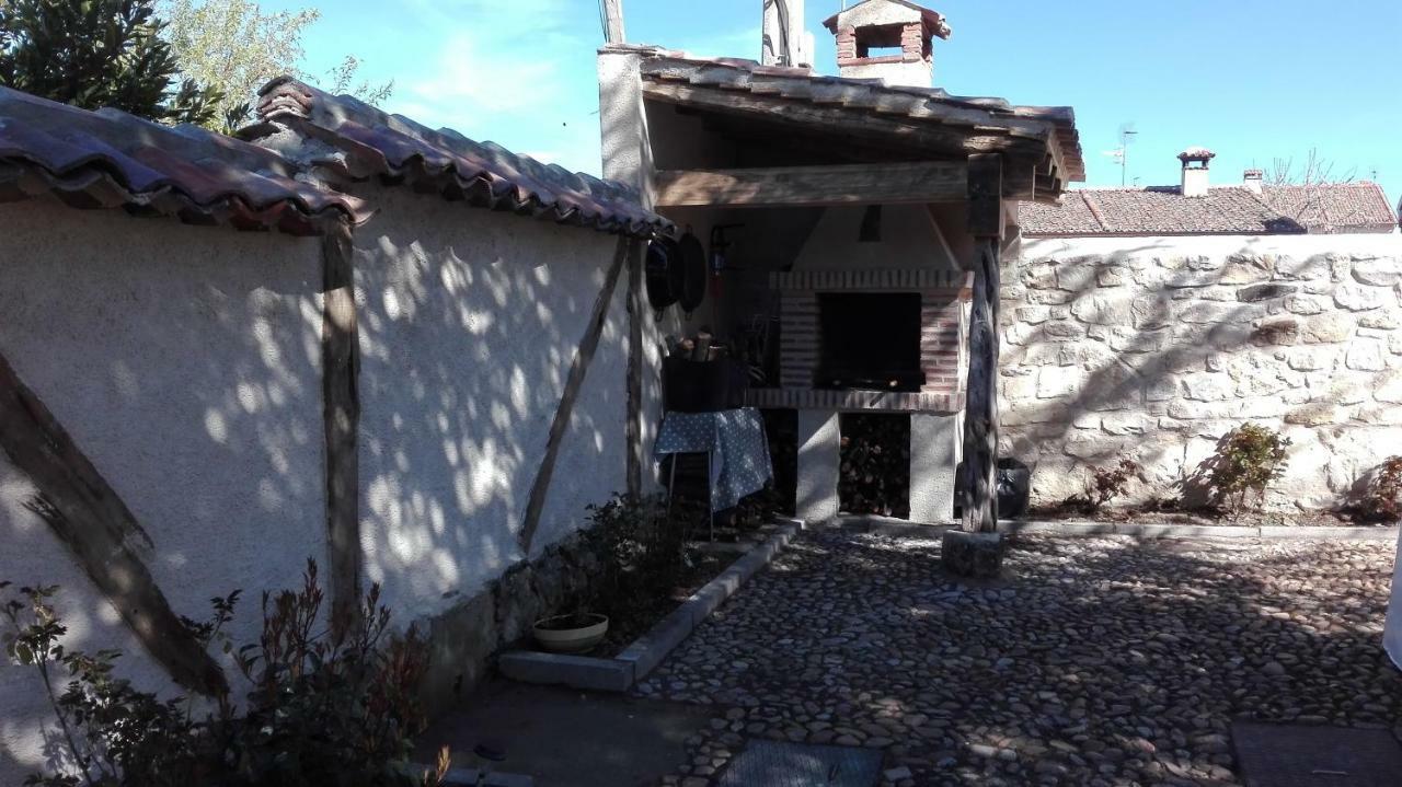 Casa Rural Pedraza Екстер'єр фото